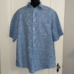 Turnbury light blue linen shirt with vertical pinstripes